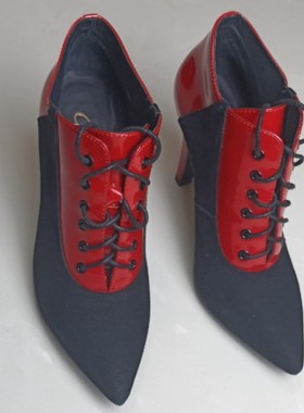 卡美多专柜黑红色反绒牛皮系带高跟时尚气质女鞋