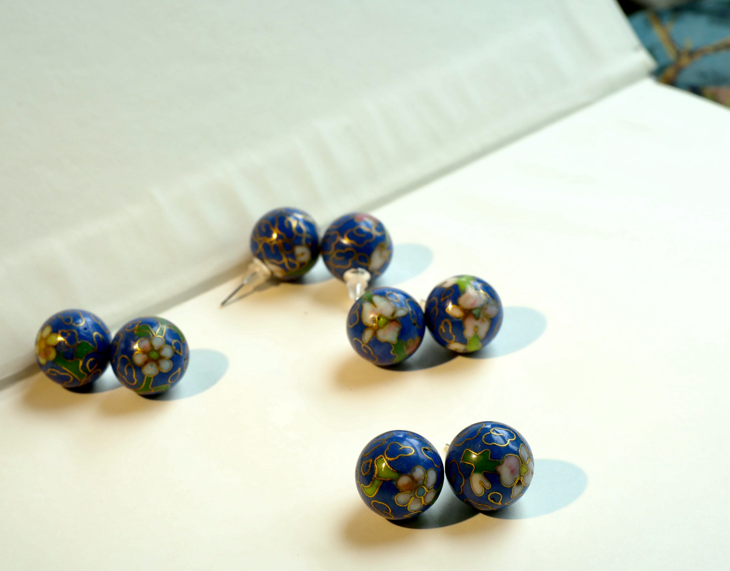 库存老货创汇期北京铜胎掐丝珐琅景泰蓝珠子椭圆珠子耳坠