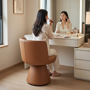 旋转化妆凳卧室梳妆台椅子公主轻奢化妆椅设计师高级梳妆凳美妆椅