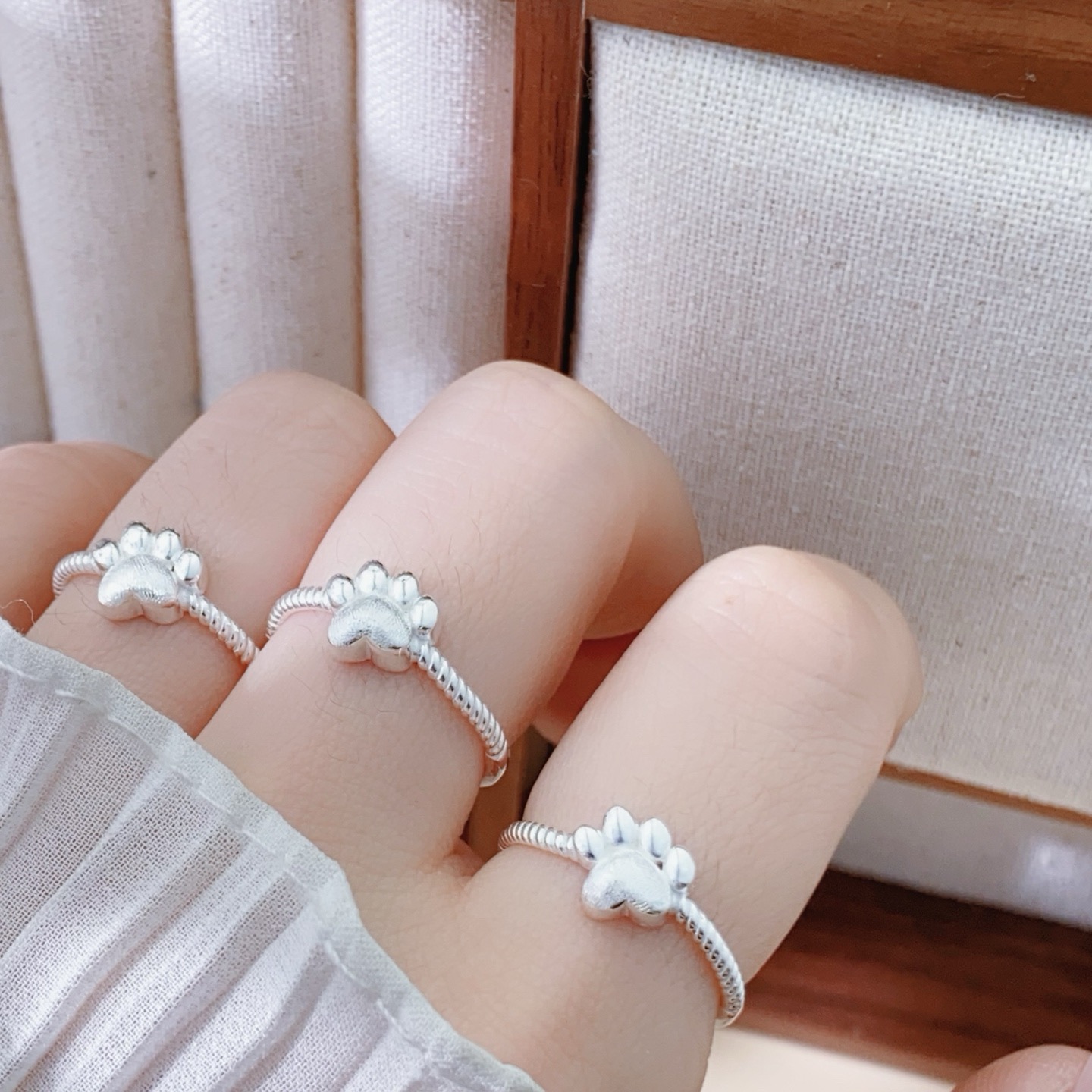 足银999 拉丝猫爪麻花戒指女纯银可爱卡通开口可调节指环约1.5克