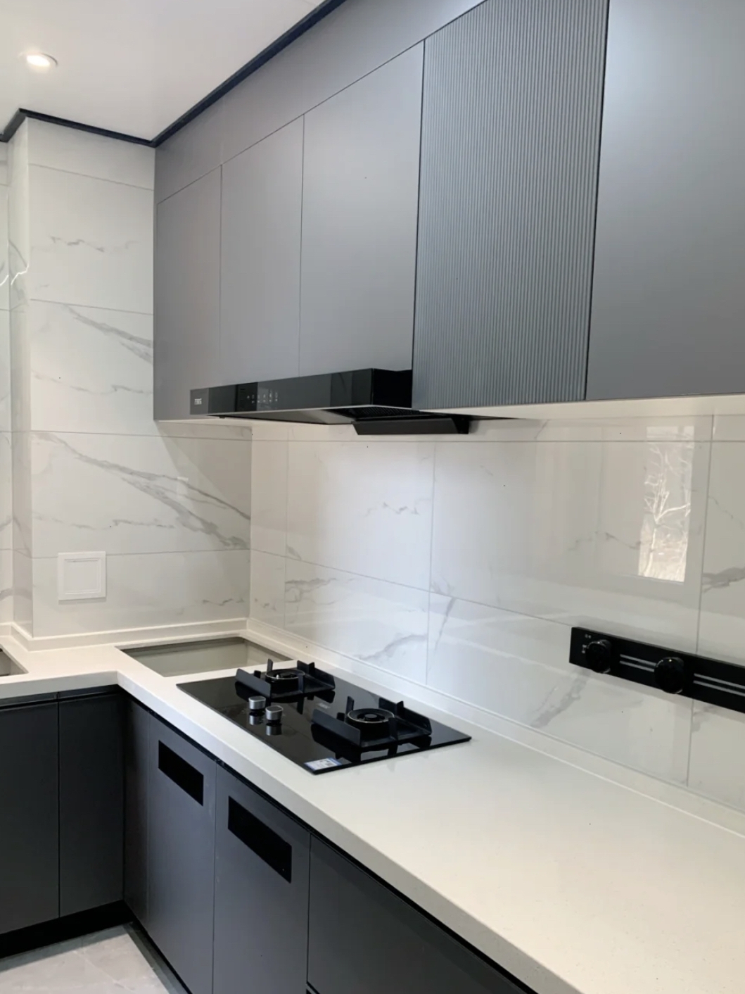 厨房墙面砖 全瓷爵士白大理石亮光釉面砖瓷砖400x800简约现代