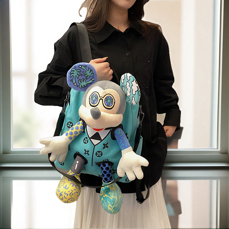 2025新款可爱玩偶时尚背包