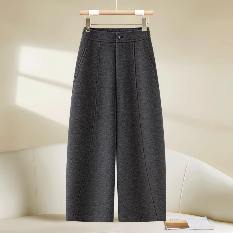 灰色毛呢阔腿弯刀裤女今年流行