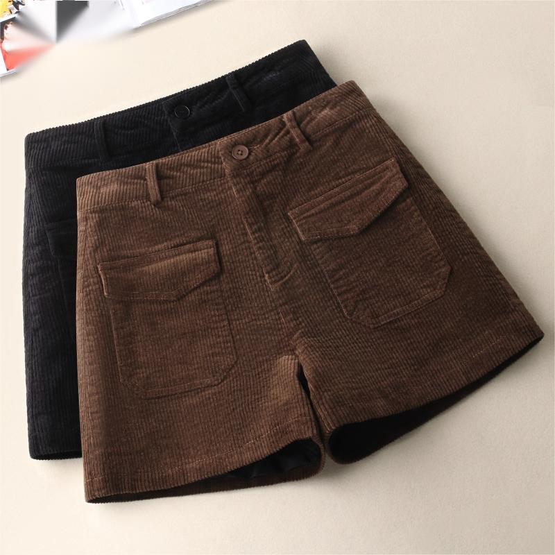外穿灯芯绒短裤女2025秋冬新款