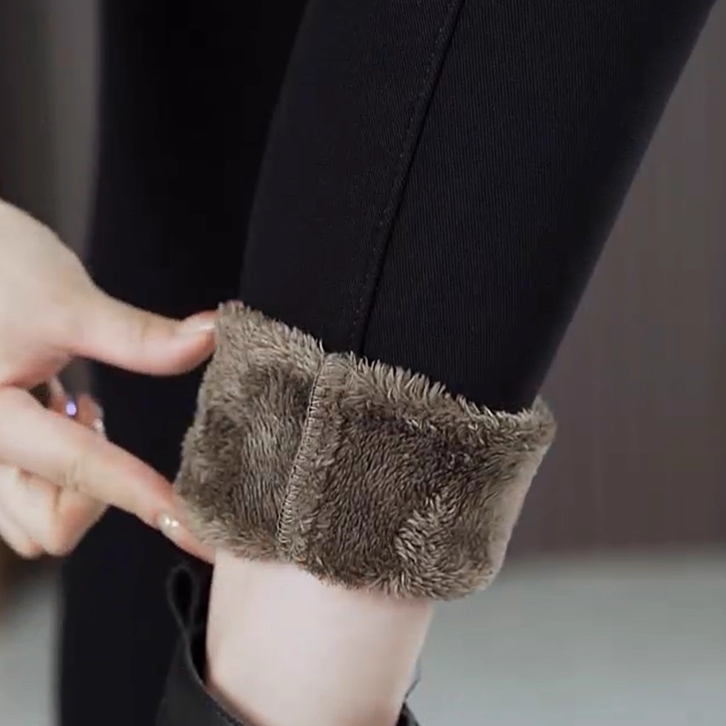 黑色加绒加厚铅笔牛仔裤女士秋冬