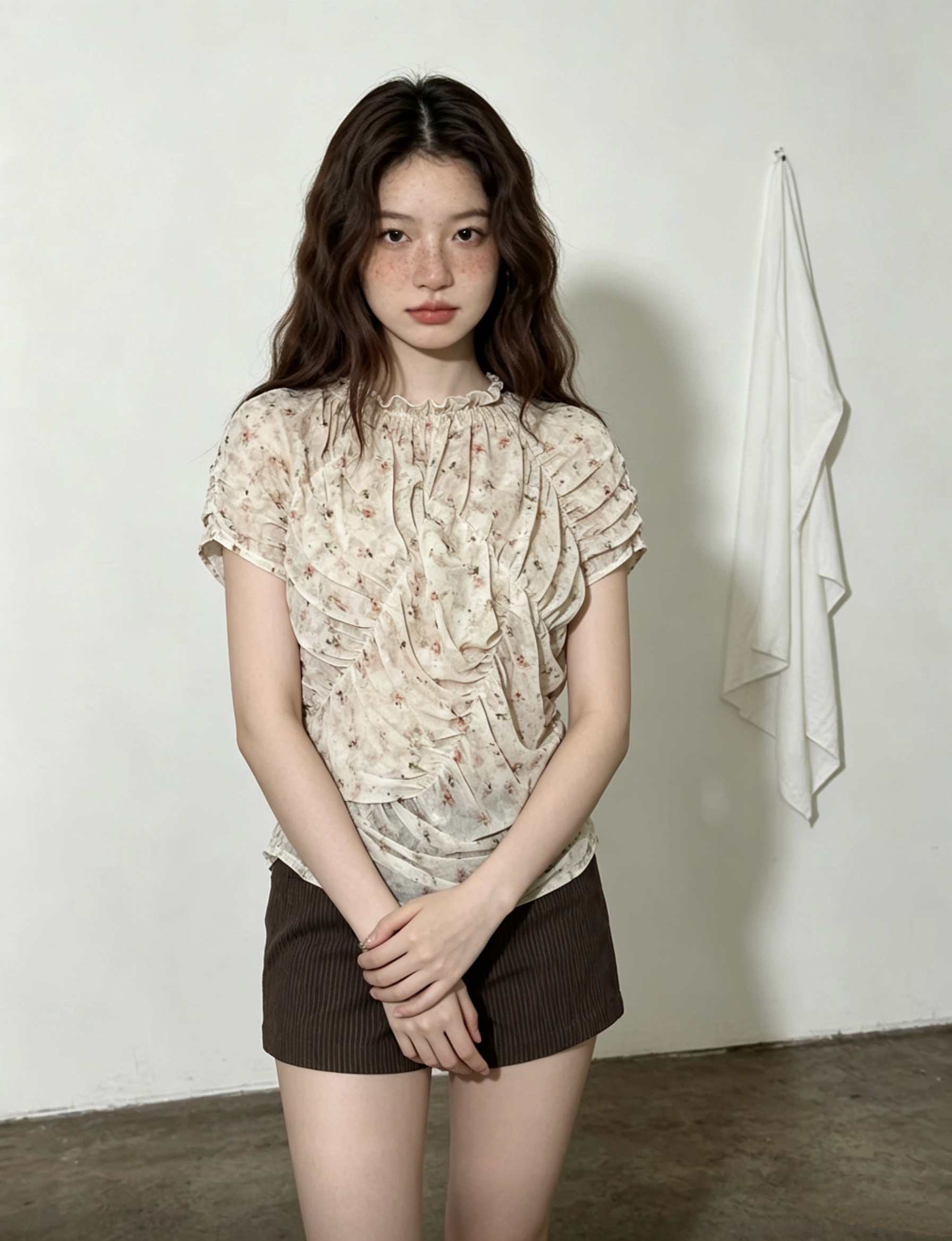 现货 法式复古碎花短袖T恤女夏季新款设计感小众修身显瘦短款上衣