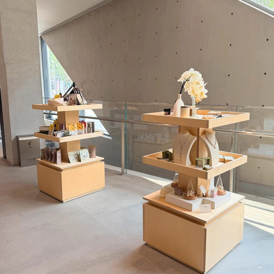 文创店中岛展台书店礼品店多层展示架博物馆展品阶梯陈列柜海洋板