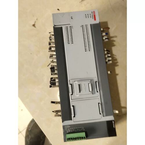 议价PLC，型号XBE-RY08A，成色充新，实物拍摄.