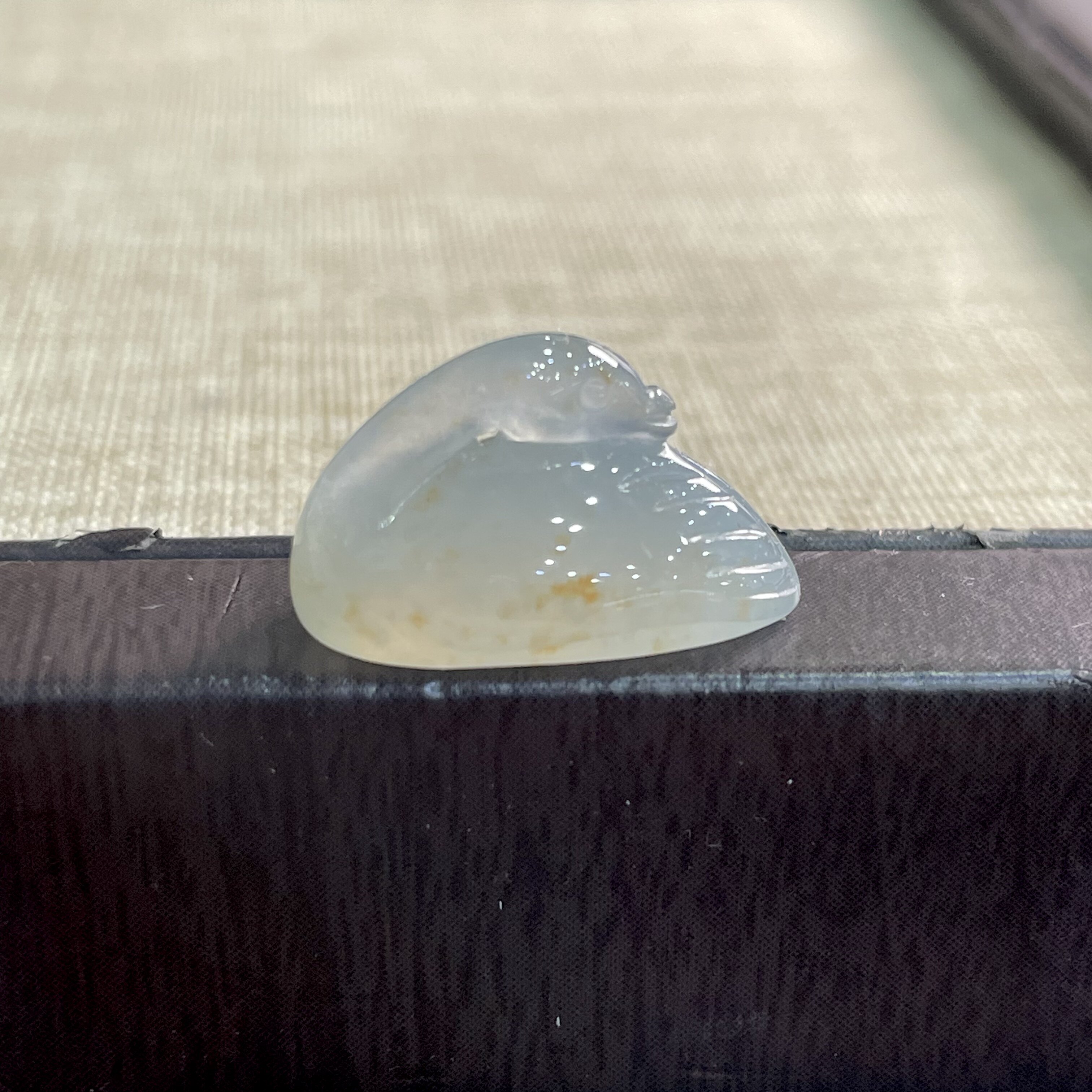 缅甸天然翡翠A货冰种起胶感撒桂花金翡翠天鹅裸石吊坠小挂件diy