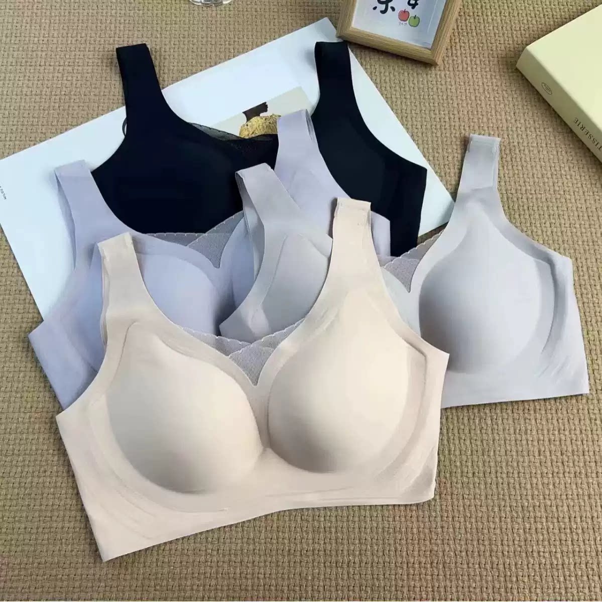 满2件包邮 提拉上托胸罩 固定杯乳胶无钢圈收副乳防下垂文胸聚拢