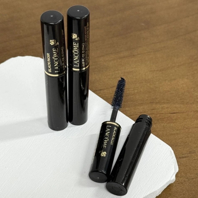 满2支包邮 精密睫毛膏乌黑卷翘睫毛自然亮丽纤长修护大眼