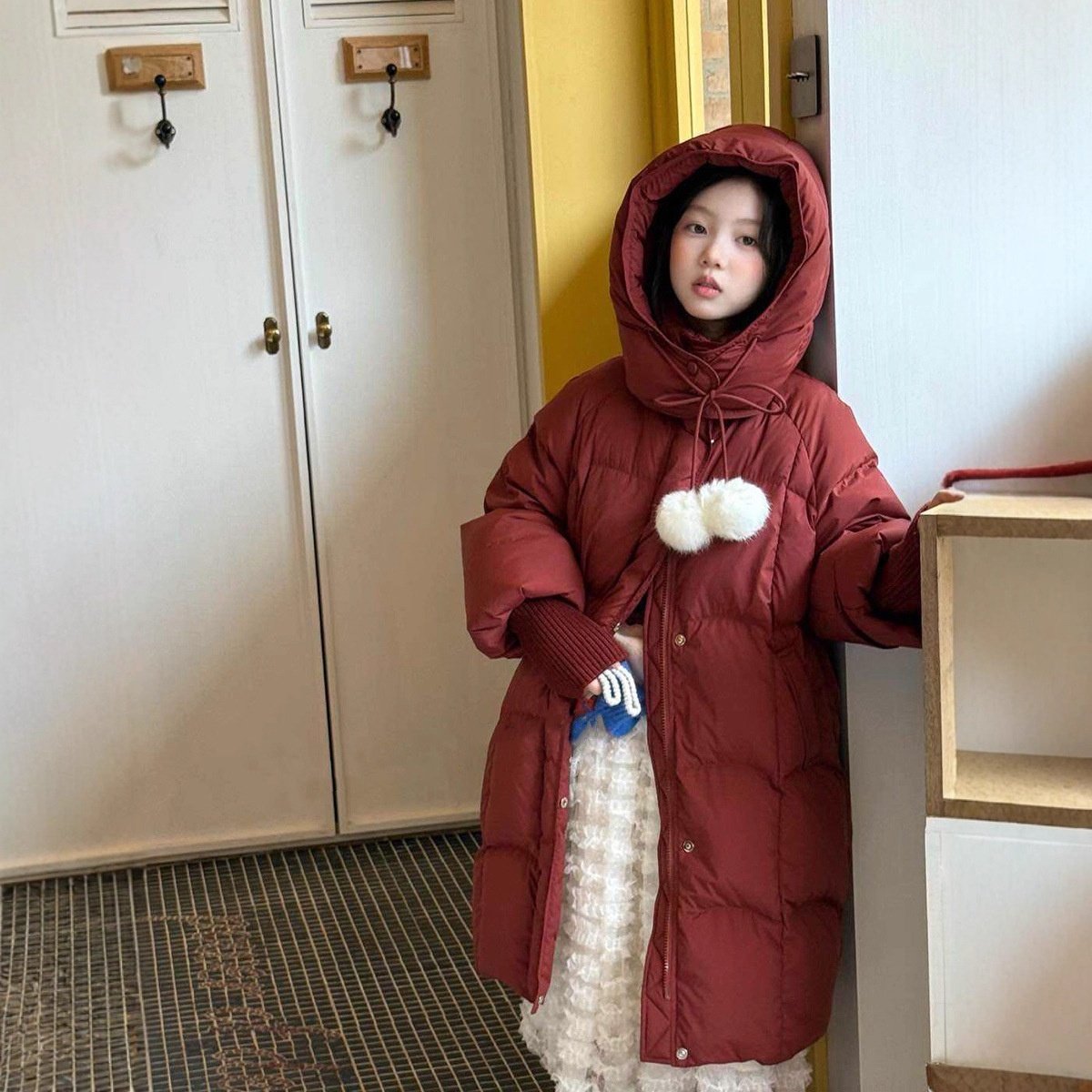 翡格依HY2025冬新款女童中长款加厚连帽羽绒服90白鸭绒面包服宽松