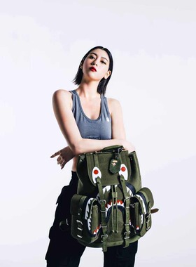 BAPE READYMADE FIELDPACK联名迷彩鲨鱼双肩tote背包