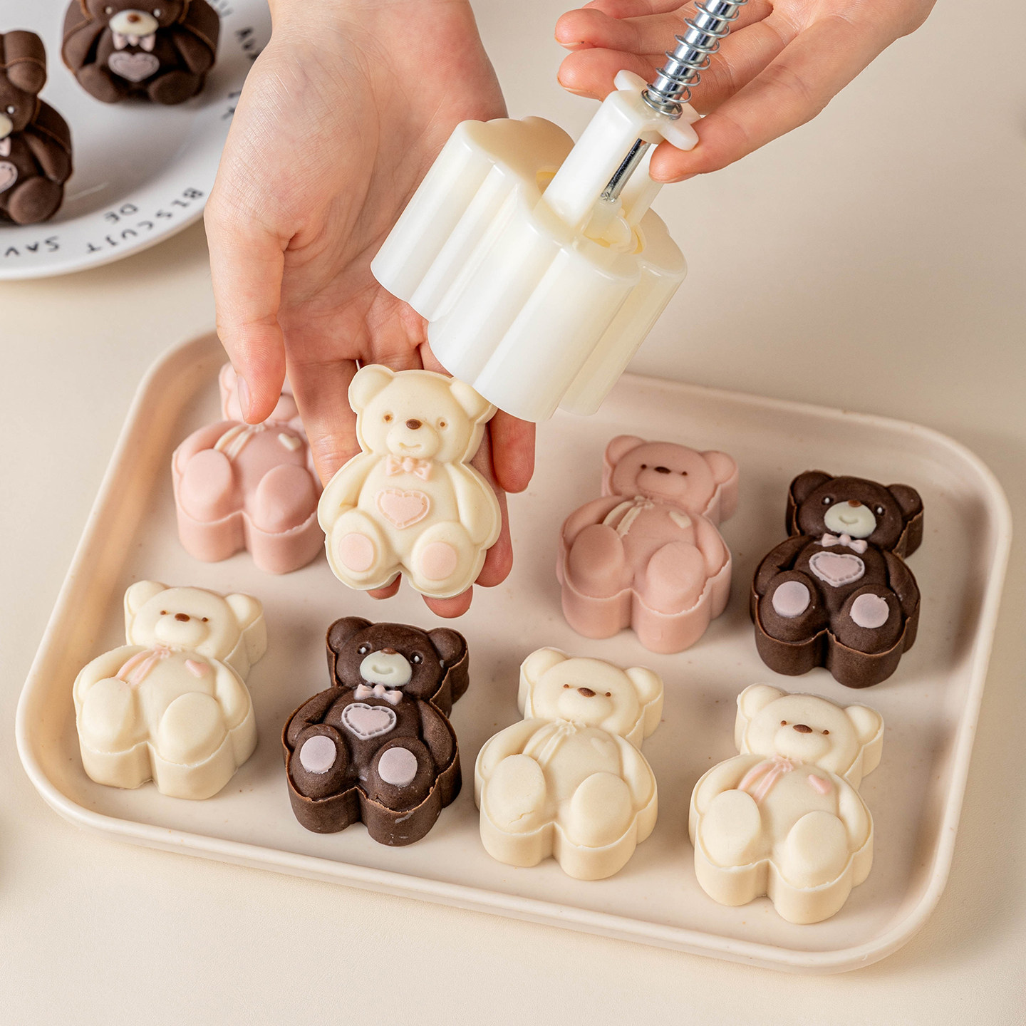 小熊月饼模具2026新款烘焙50克75g手压式家用冰皮按中秋糕点可爱