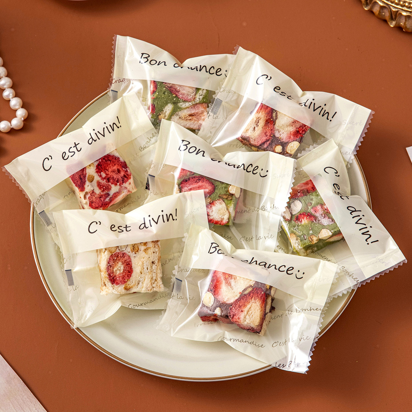 雪花酥包装袋的机封专用单独立小饼干曲奇牛轧糖果子太妃奶枣盒打