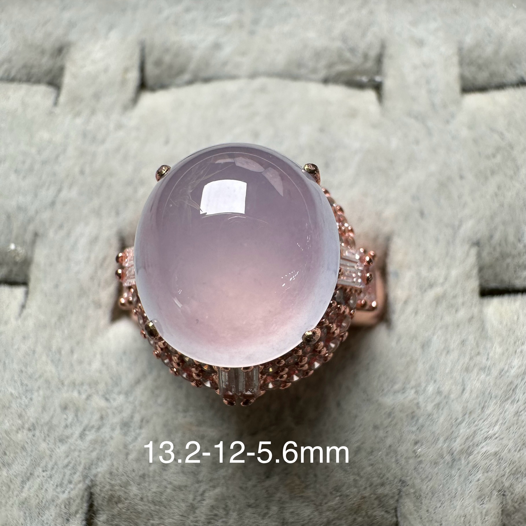 天然A货翡翠冰种蛋面戒指