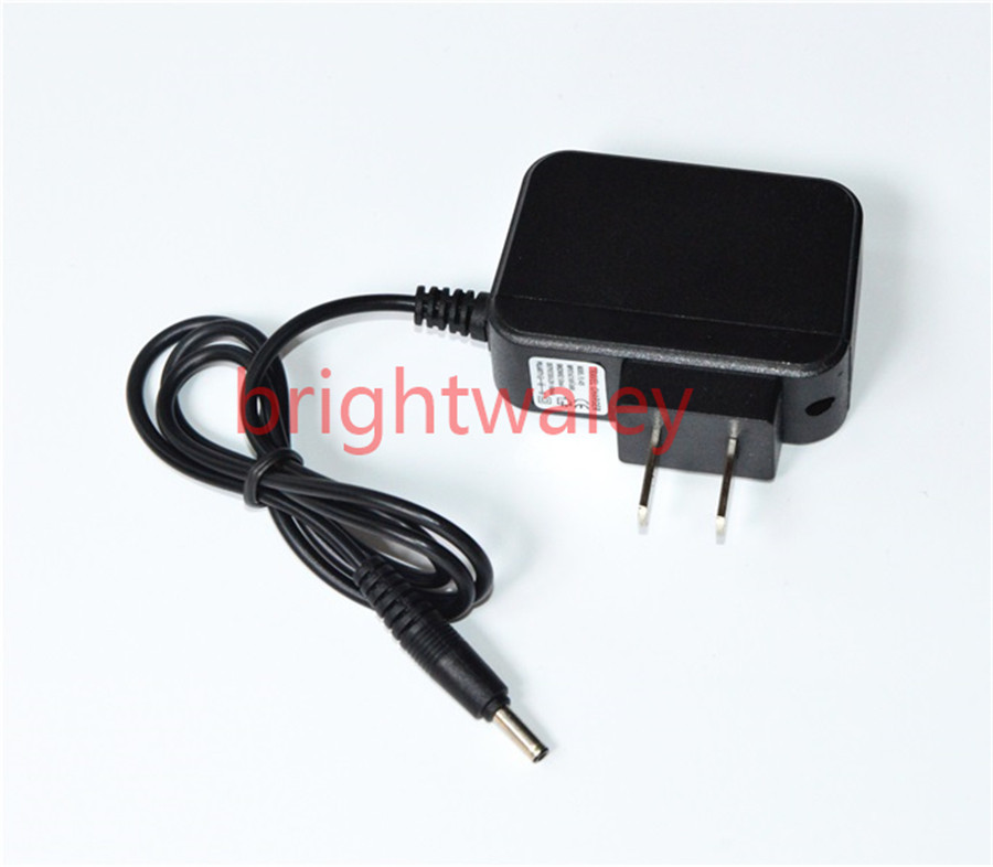 美之臣 LED强光手电筒 MZC-8801 充电器
