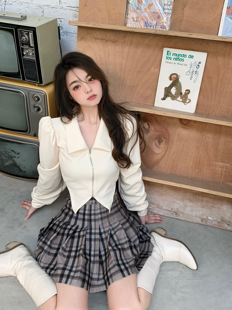 大码法式复古翻领短款燕尾长袖