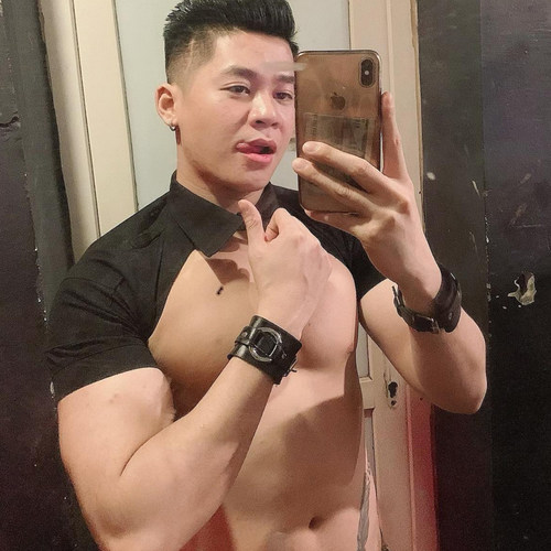 男士肩带胸带衣夜店束身衣