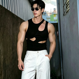 潮牌破洞设计感背心男夏季运动健身修身显身材无袖上衣