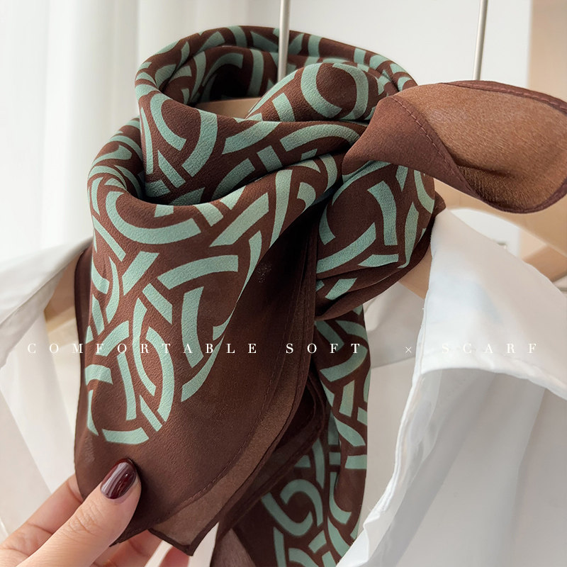 「复古&middot;知性」双绉真丝丝巾女春夏季棕绿色系桑蚕丝围巾装饰领巾