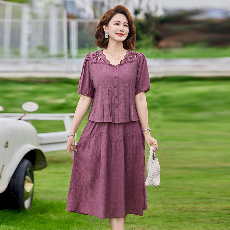 夏季V领两件套显瘦妈妈套装