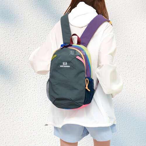 书包女大学生户外便携小双肩包女