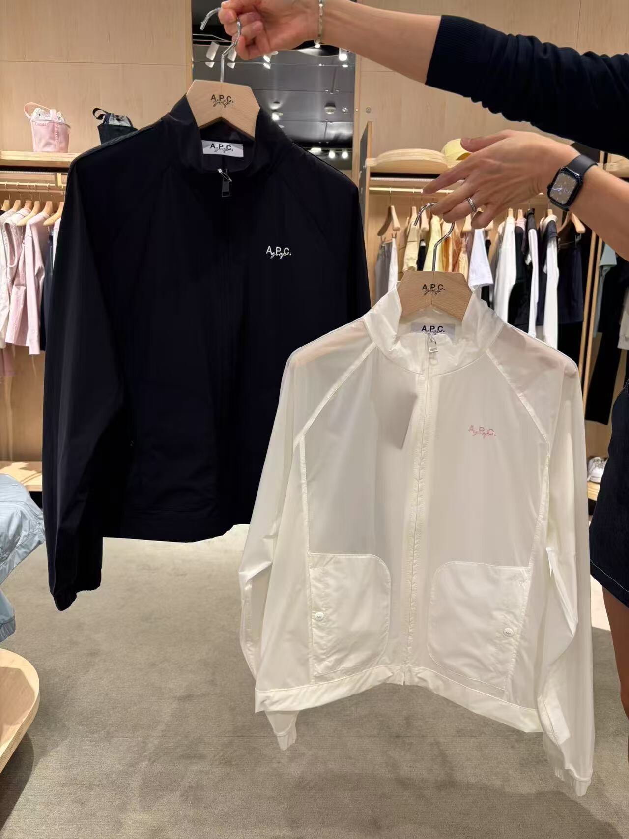 秋款女士高尔夫服装连帽拉链外套运动休闲上衣长袖薄款透气防风