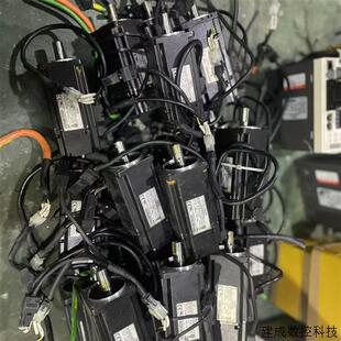 议价施耐德伺服加电机 BCH0602O12A1C LXM32AU04M3X 功能包好 议