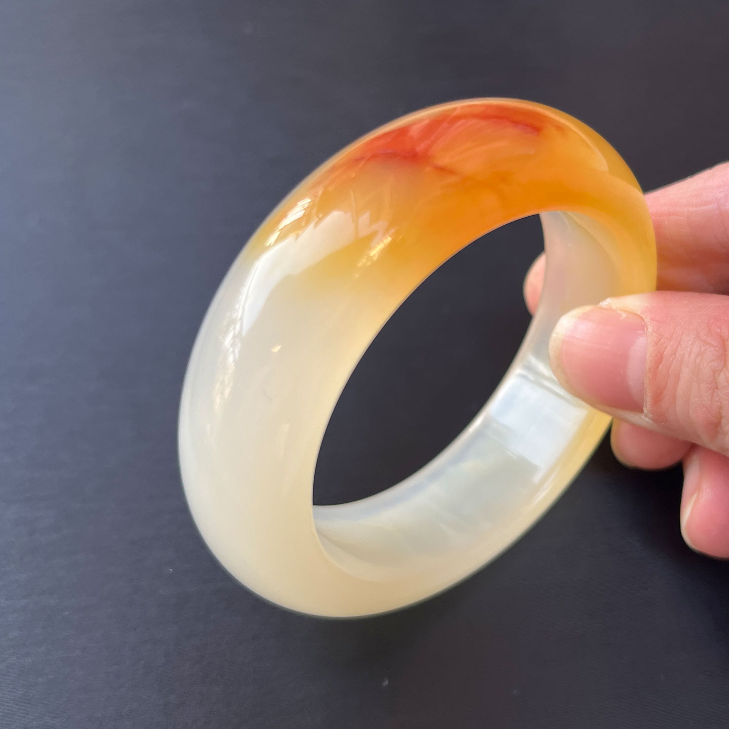 云南纯天然黄龙玉手镯内径50轮胎圈 颜色鲜艳上手效果好配证书