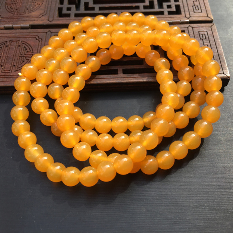 云南纯天然黄龙玉07手串项链两用116颗 荧光料鸡油黄颗颗精选配证