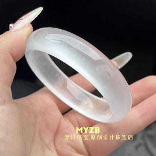 高冰种水沫玉手镯高冰玛瑙手镯白月光玉镯冰透玉髓白色石英岩玉女