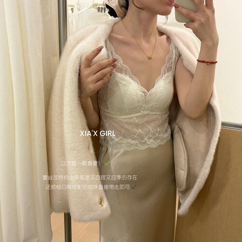 深V蕾丝胸垫吊带背心性感美背