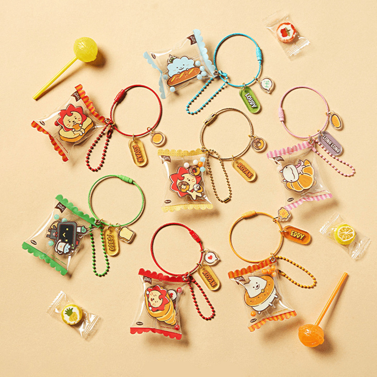 ROY6 王源莱阳亚克力挂件 卡通摇摇乐钥匙扣配饰包挂LINE FRIENDS