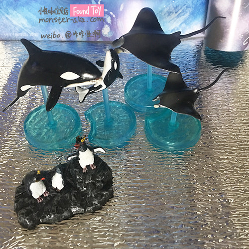 宝贝动物水族馆日本企鹅扭蛋模型