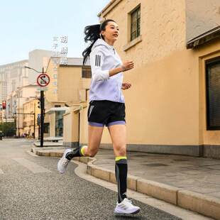 IX6371 简约舒适跑步运动梭织短裤 adidas阿迪达斯女装 2024春季