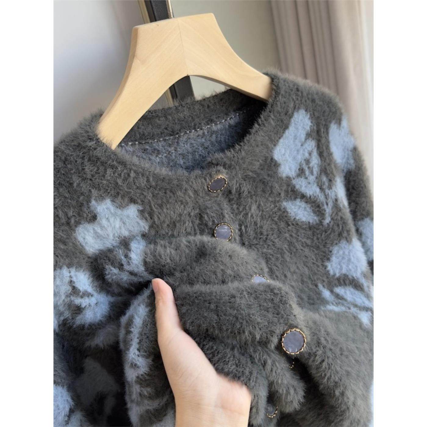 魔薇家 柜单900+软糯毛绒感 24秋季女士休闲圆领针织开衫毛衣外套,个性定制/设计服务/DIY,棉服工装,淘宝优惠券,粉丝福利购,淘宝优惠卷