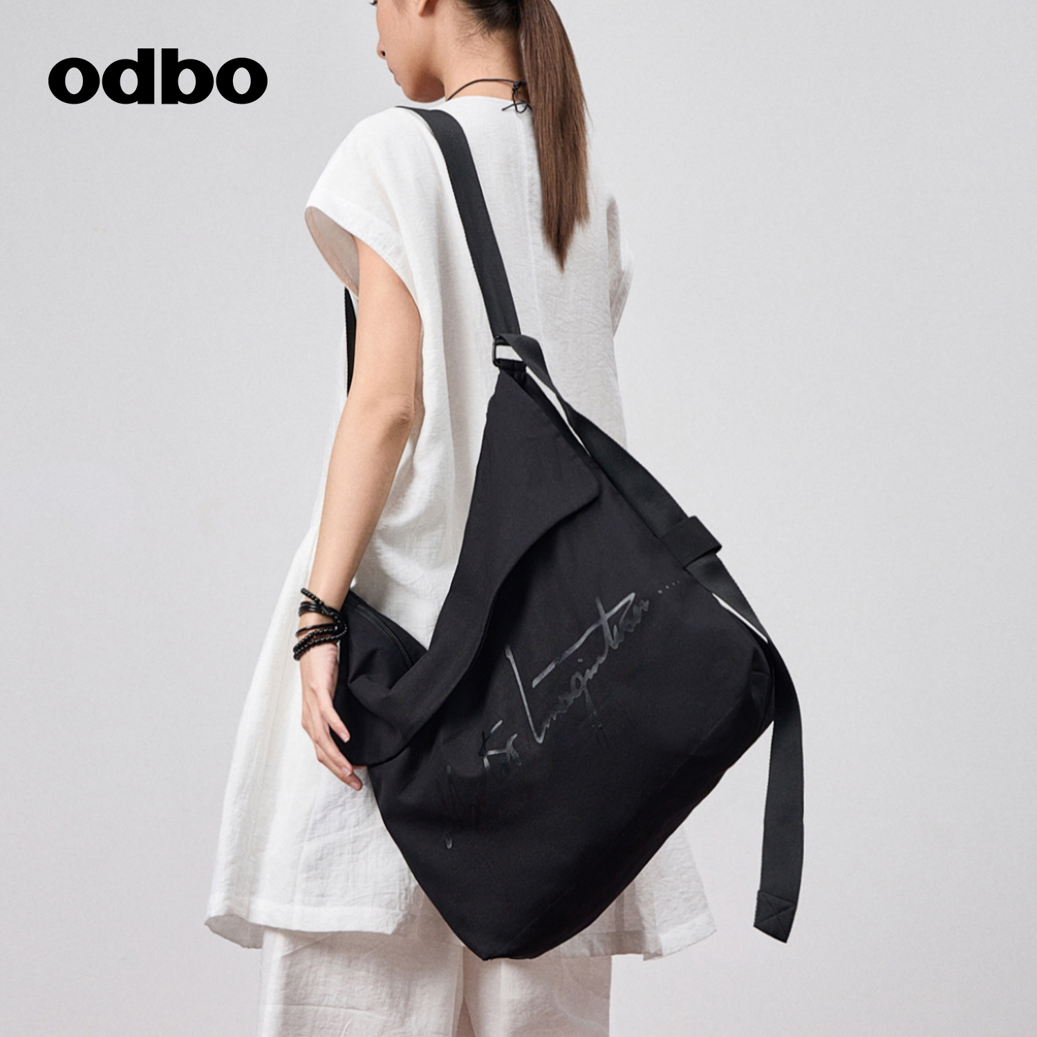 odbo/欧迪比欧单肩斜挎包