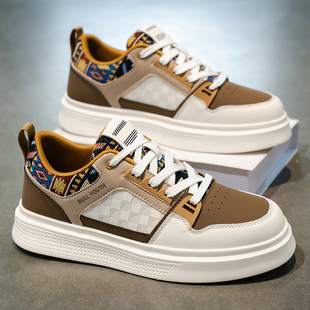 男鞋2026新款春季潮牌高级感轻奢板鞋青少年休闲百搭工作运动潮鞋