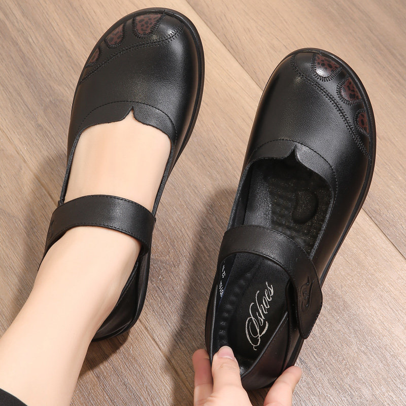 2024新款妈妈鞋旺奈真皮单鞋浅口