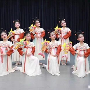 正月十五夜汉服鱼灯灯笼金鱼舞蹈道具俏元宫闹元宵中元旦长袖汉服