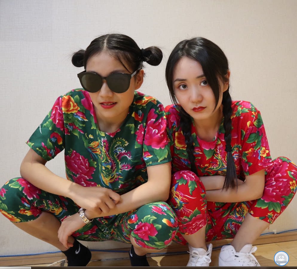 东北大花布衣服男女短袖新款民族风街舞嘻哈舞蹈服二人转表演服