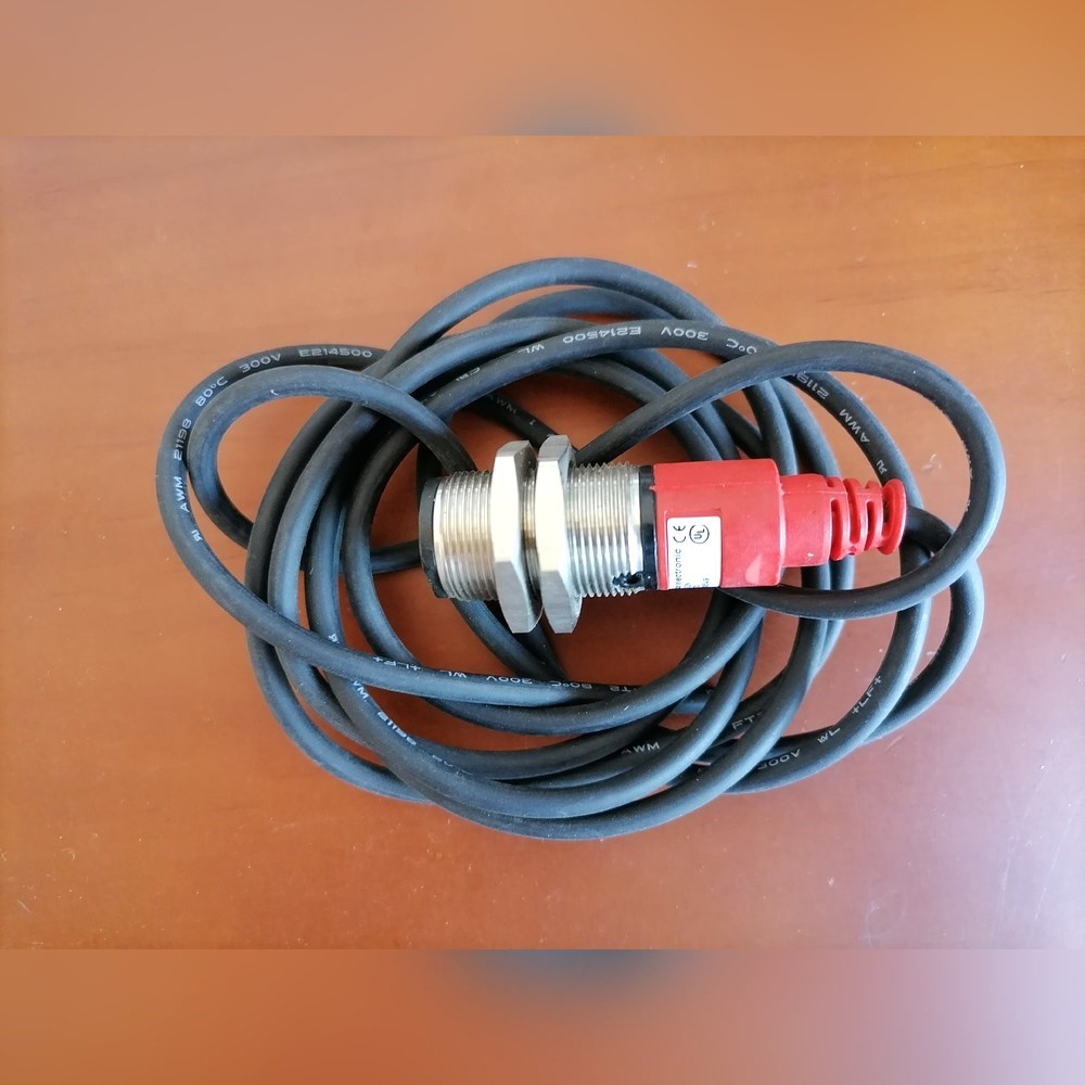 leuze劳易测NPN光电开关光电传感器 FT328.3 议价
