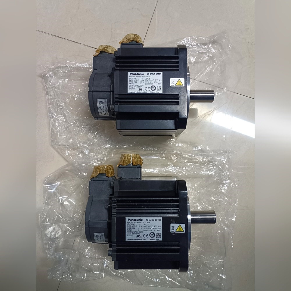 原装没包装盒 A6 MDMF202L1C6M 2KW 议价