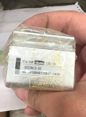 派克气动元件SD32N10-00未拆封.图中有绿 议价