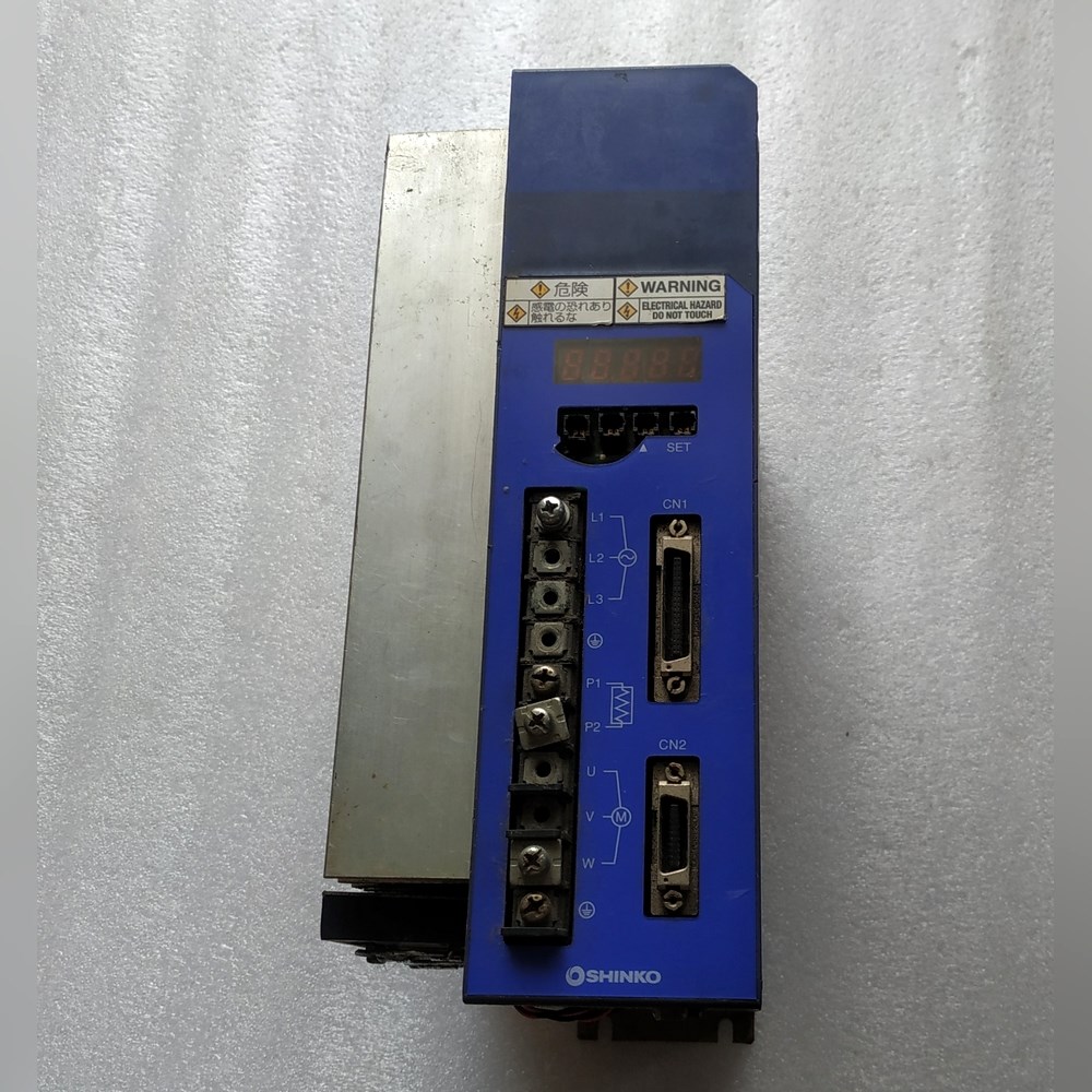 驱动器SDD-C-200AC4K00-1一台重量4公斤没有测 议价