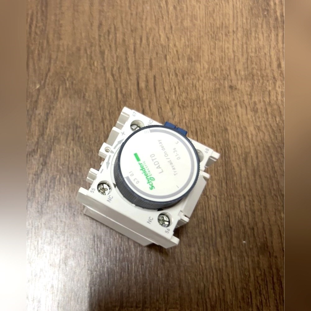 LADT0 施耐德 空气延时头 议价