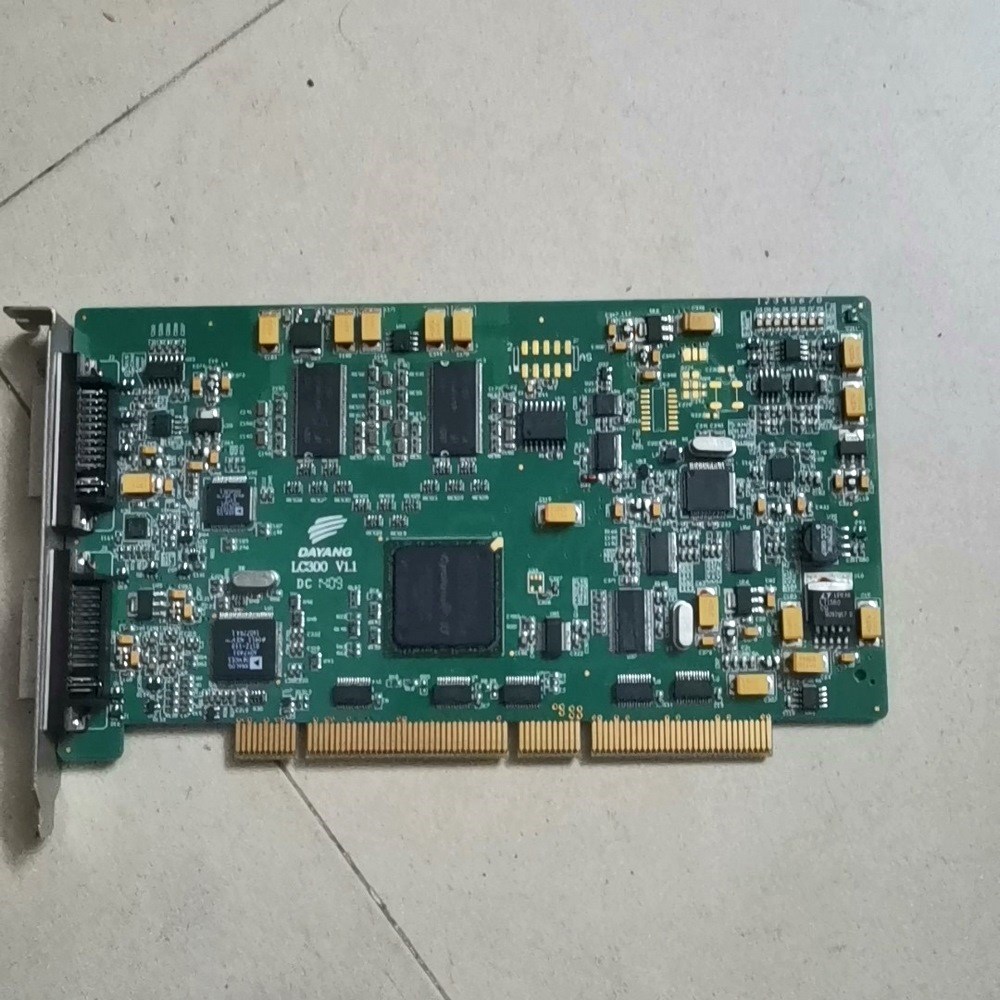 DAYANG LC300 V1.1 -RH 大洋采集卡 实物 议价