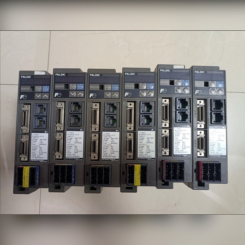 富士 RYC401D3-VVT2 400w伺服驱动器 功能包 议价