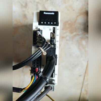 伺服驱动器 MBDLT25SF011400W200V 议价